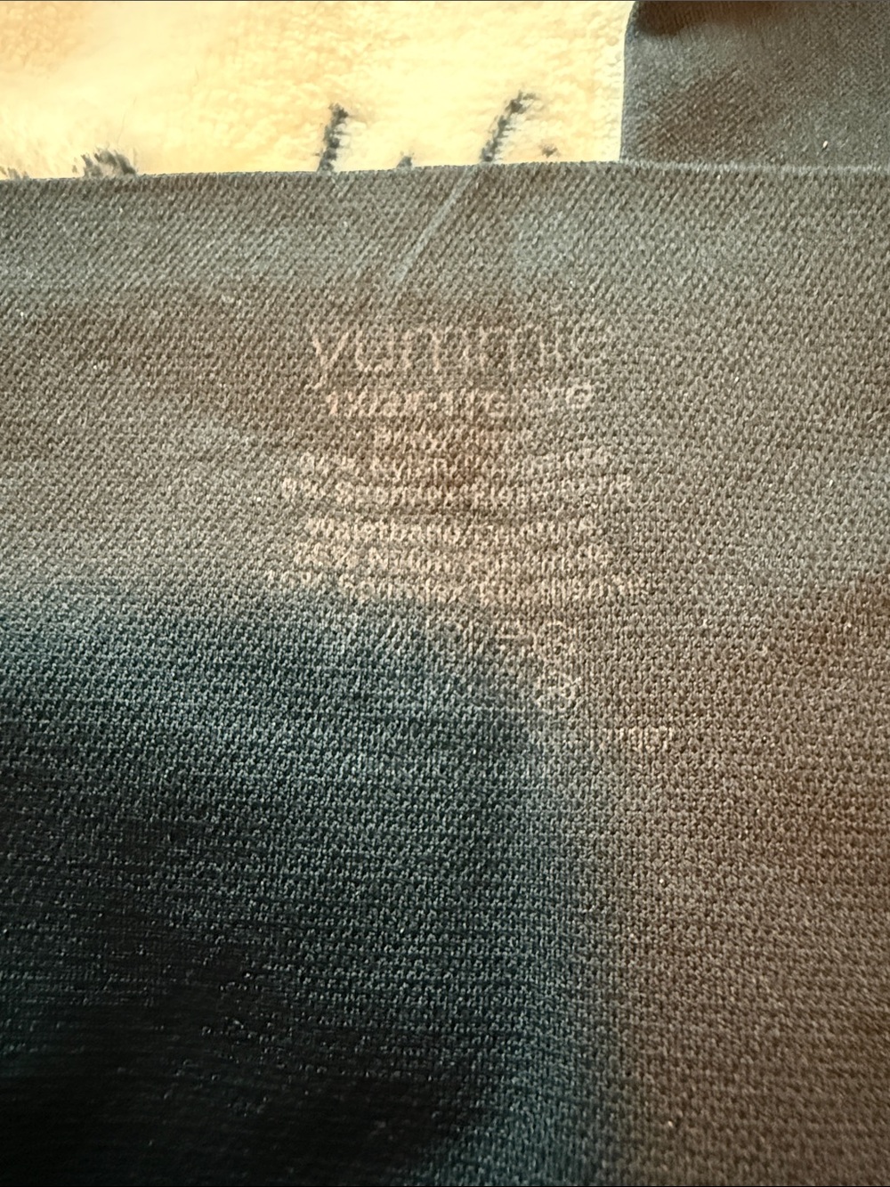Woman’s new without tags Yummie 1x 2x black leggings
